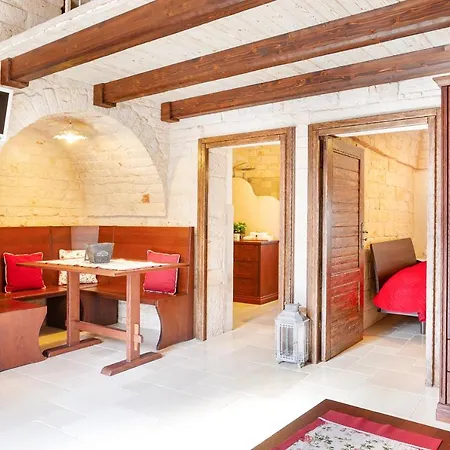 Trullo Silvia * ألبيروبيللو